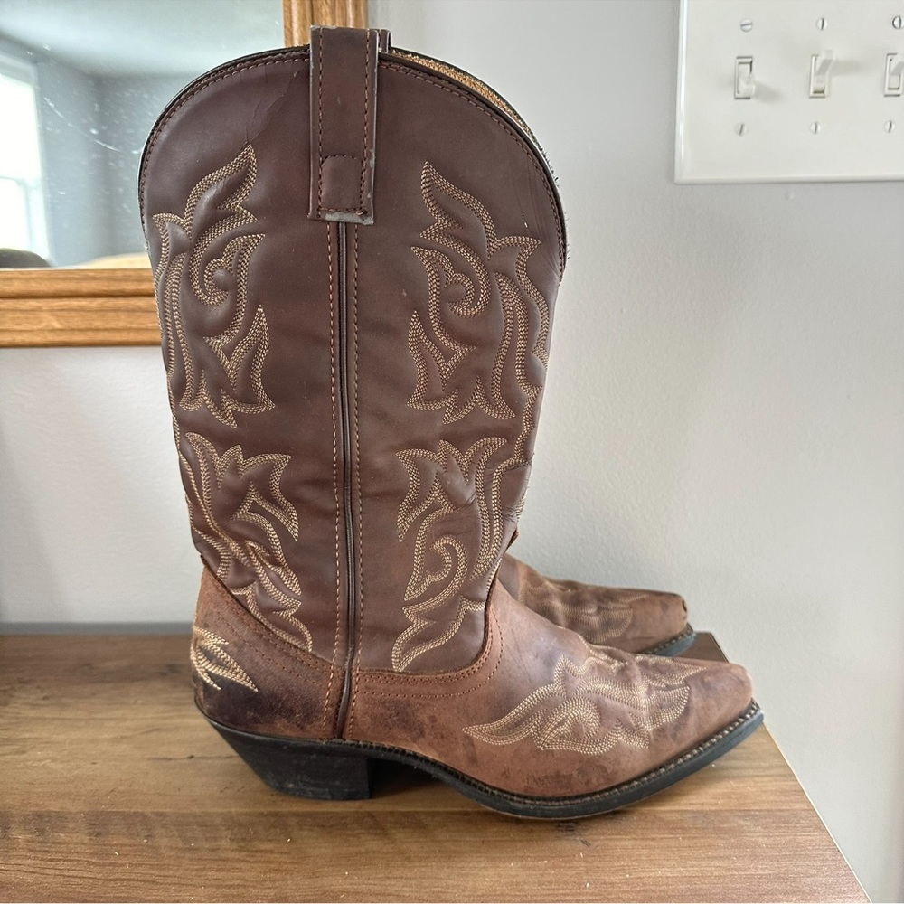 Laredo western boots for woman size 9.5